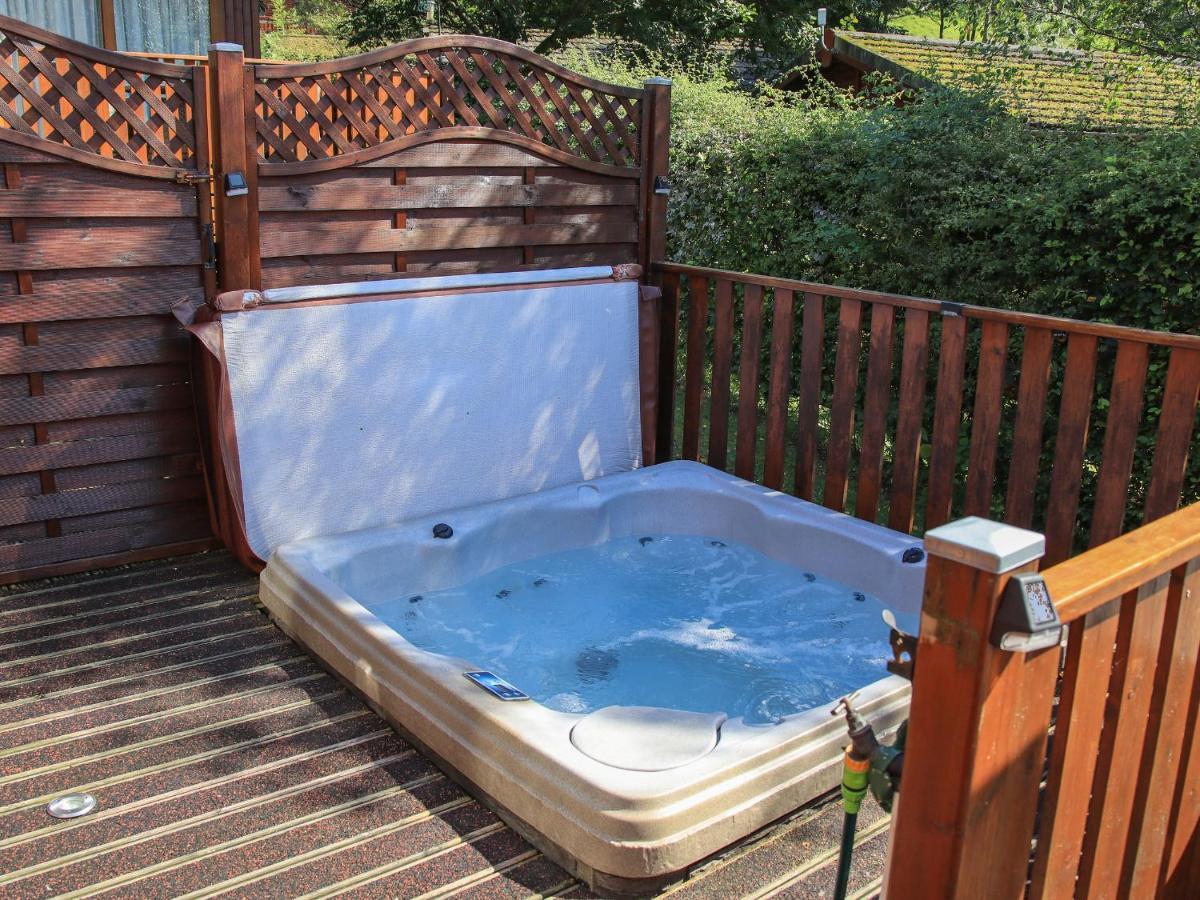 Striding Edge Lodge Windermere Bagian luar foto