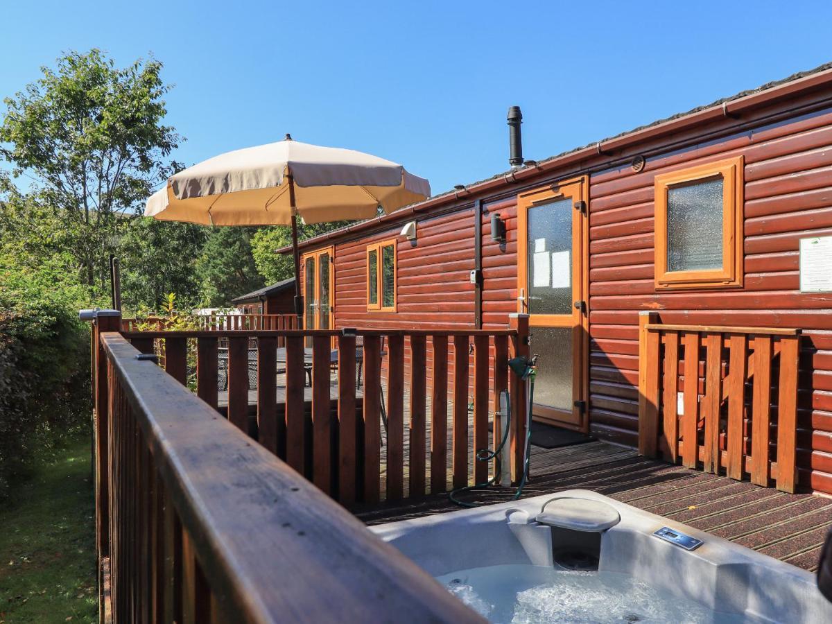 Striding Edge Lodge Windermere Bagian luar foto