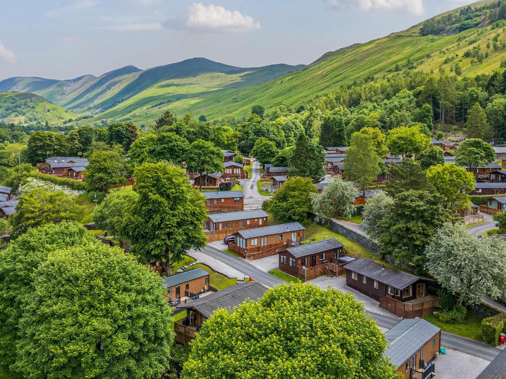 Striding Edge Lodge Windermere Bagian luar foto