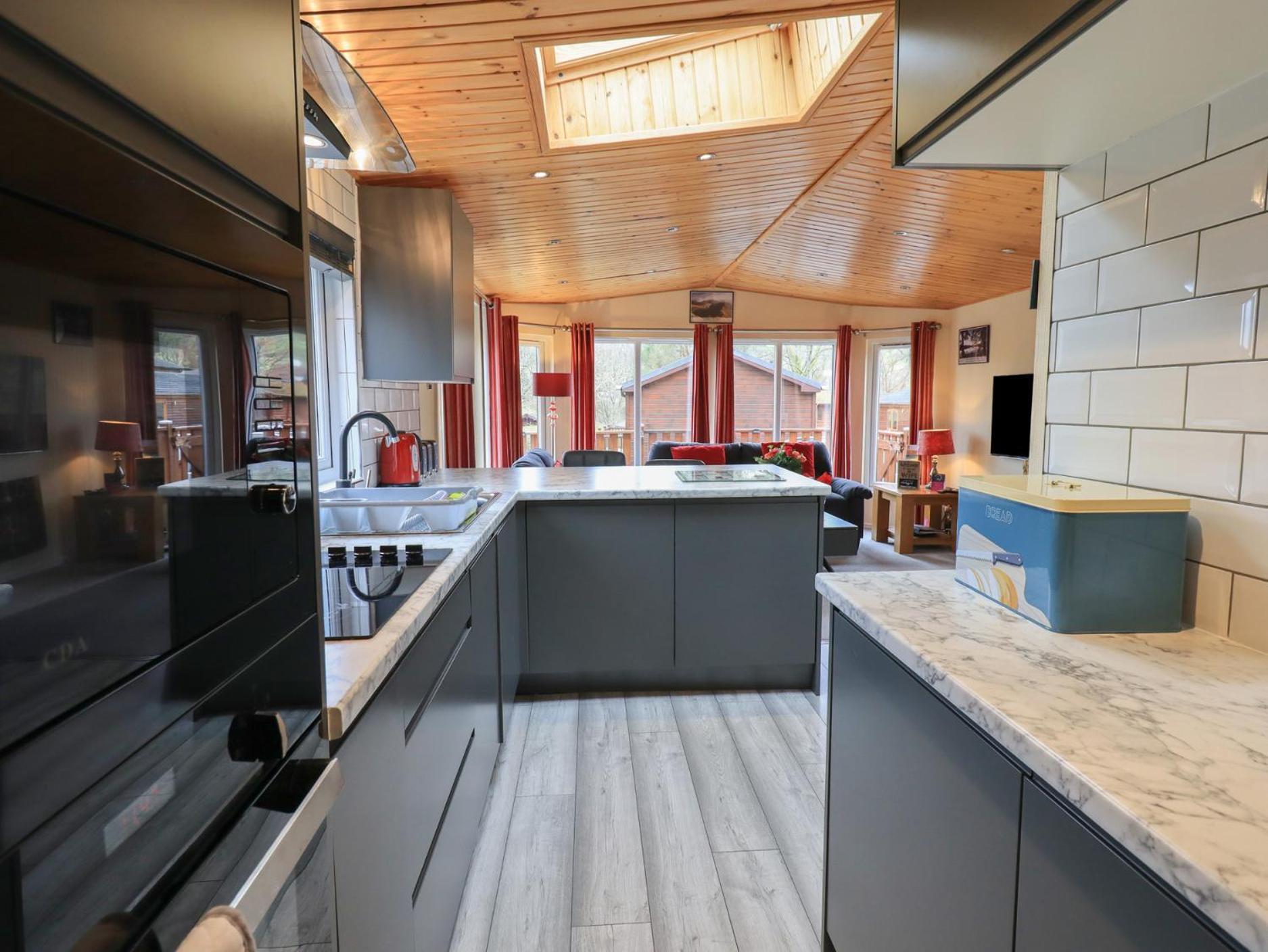 Striding Edge Lodge Windermere Bagian luar foto