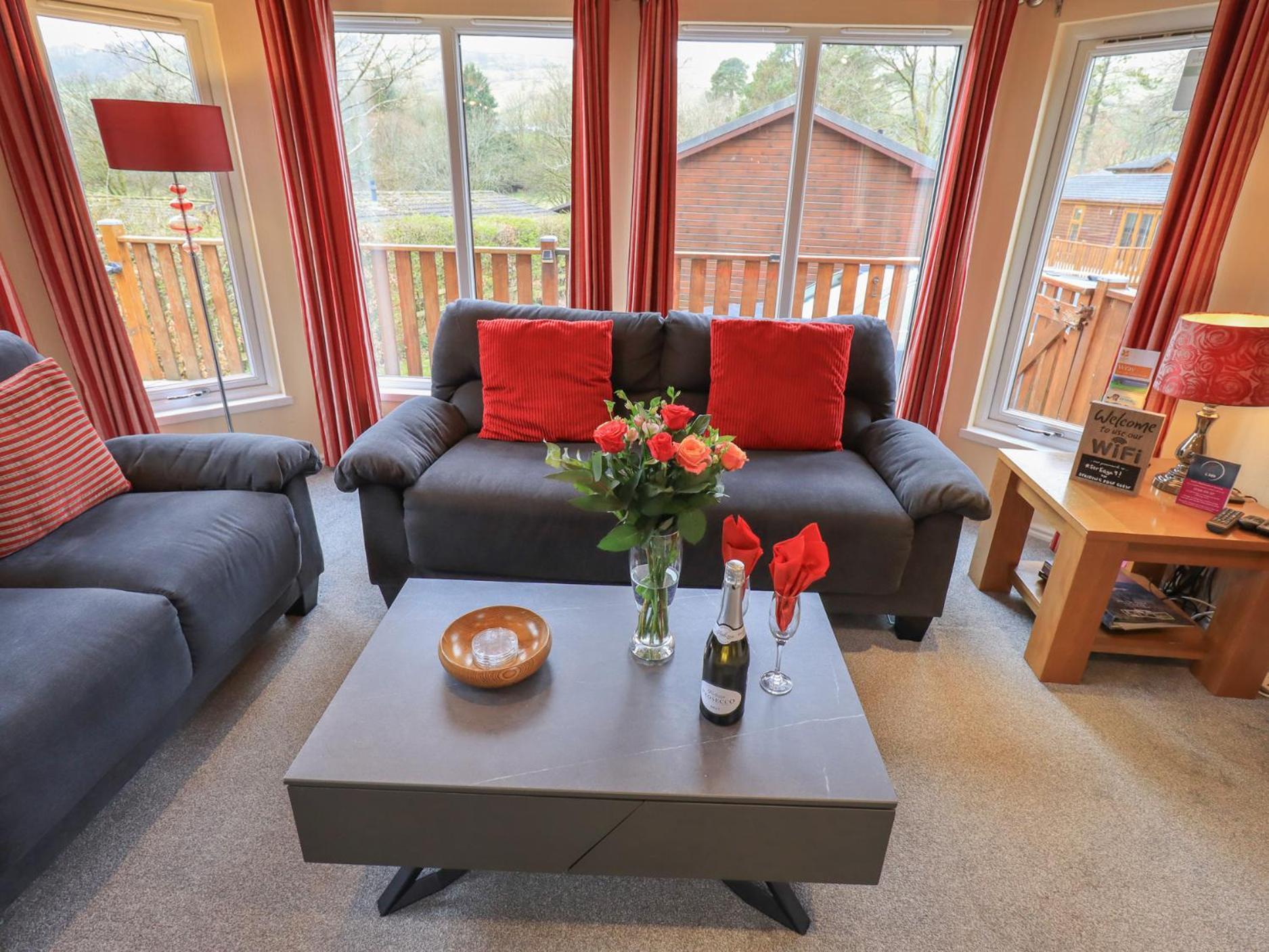 Striding Edge Lodge Windermere Bagian luar foto